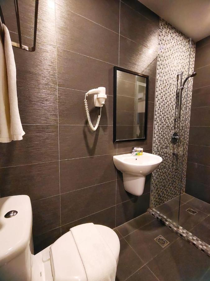 Capital Express Hotel Kota Kinabalu Ngoại thất bức ảnh