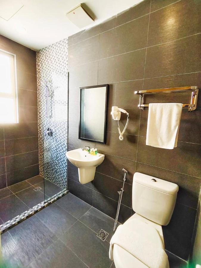 Capital Express Hotel Kota Kinabalu Ngoại thất bức ảnh